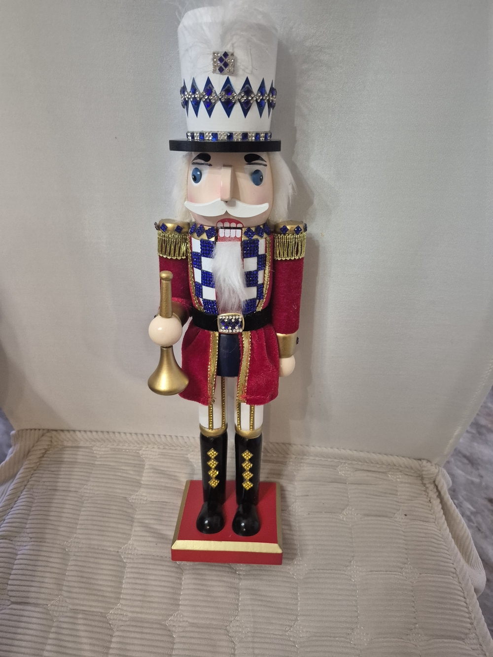 Nutcracker Decor in Red & Green